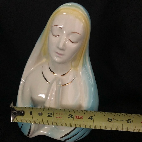 Vintage Virgin Mary Madonna Praying Porcelain Planter - Picture 7 of 11